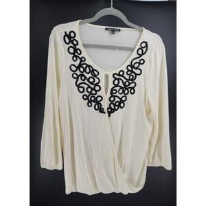 Cable & Gauge Embroidered surplice wrap top Size large Office Career Church